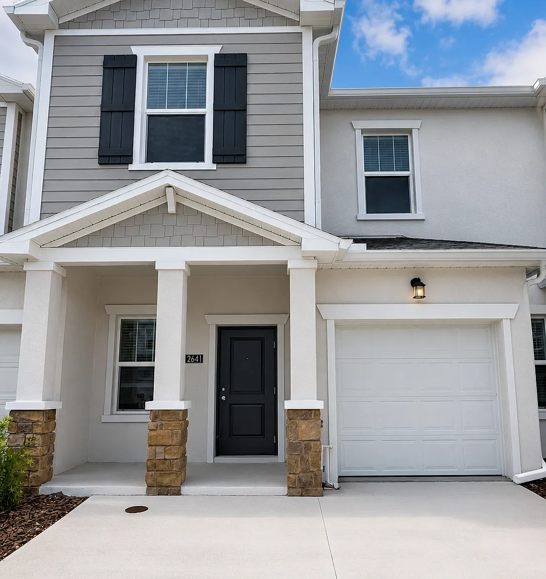 3 bed, 2.5 bath, 1834 sqft, $1,950 — Photo 1