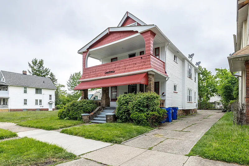 12401 Parkhill Ave #Up photo 1