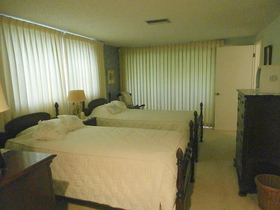 3rd image of 12705 Candlewood Way