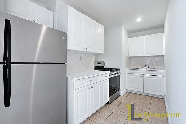 Rented by Lisa Management Inc | media 1