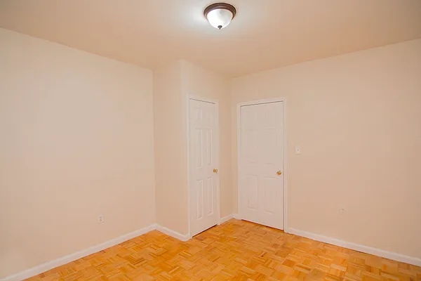 Rented by New York Residence | media 16