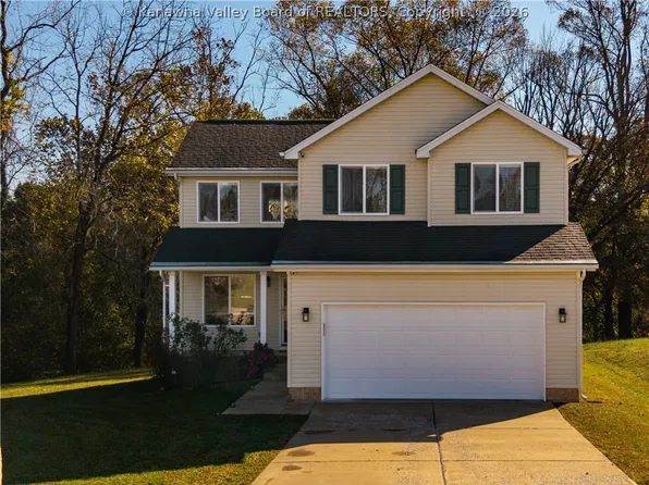 448 Oakwood Rd, Culloden, WV 25510