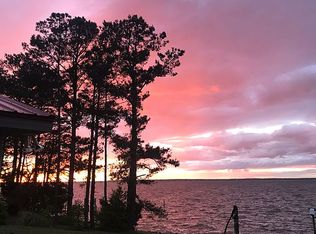 555 Breezy Banks Rd, Roper, NC 27970