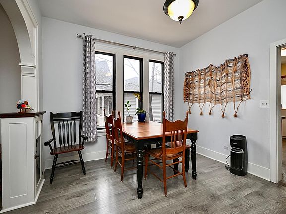 5th image of 358 E Wabasha St