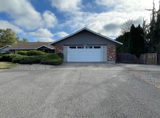 11923 Canyon Rd E, Puyallup, WA 98373