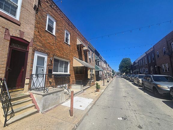 2nd image of 2432 S Hutchinson St
