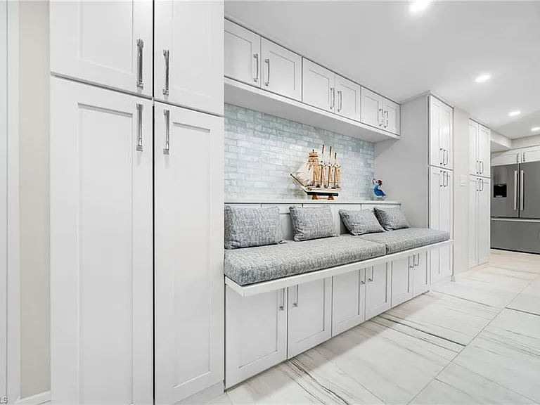 4001 Gulf Shore Blvd N #702 — Photo 18