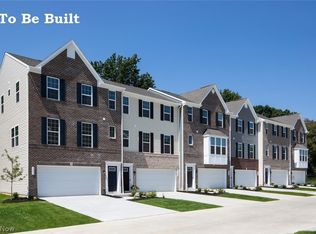 1155 Bean Ave, Akron, OH 44313