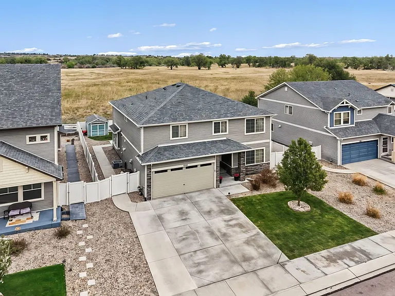 7856 Luminary Ln — Photo 3