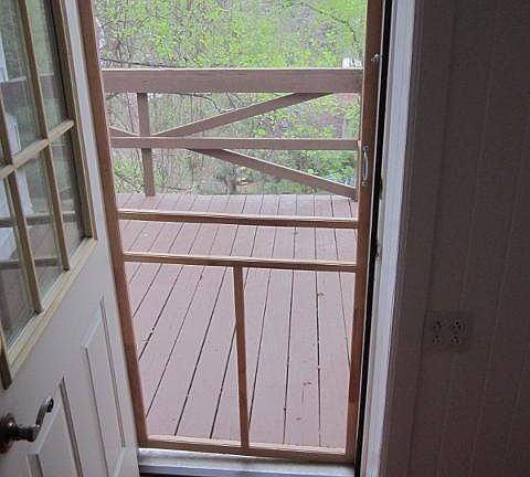 4th image of 168 N Lancaster St #3