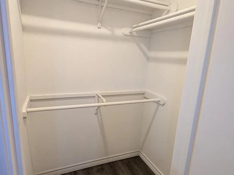 9202 Proclamation Dr — Photo 15