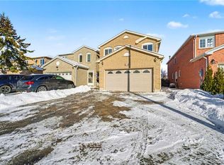 22 Lavron Ct, Markham, ON L3S 2R3
