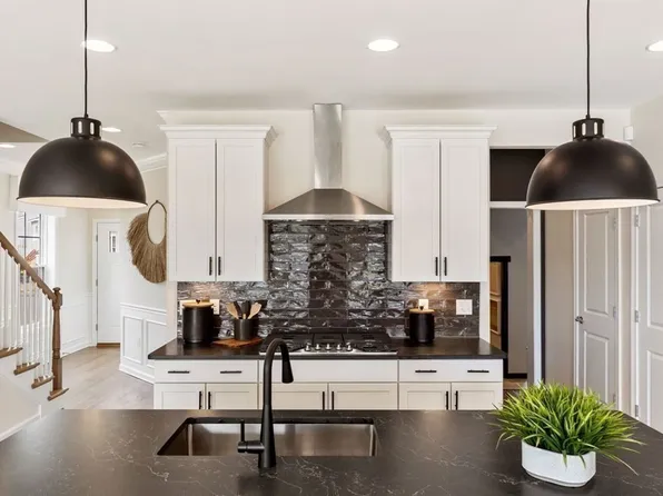 129 Cold Brook Dr #1, Sudbury, MA 01776