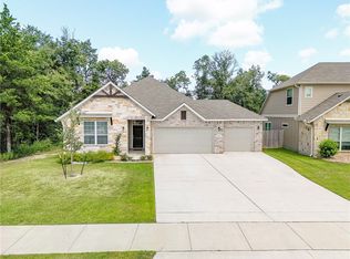 1814 Thorndyke Ln, Bryan, TX 77807