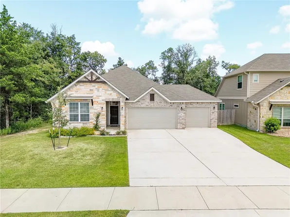 1814 Thorndyke Ln, Bryan, TX 77807