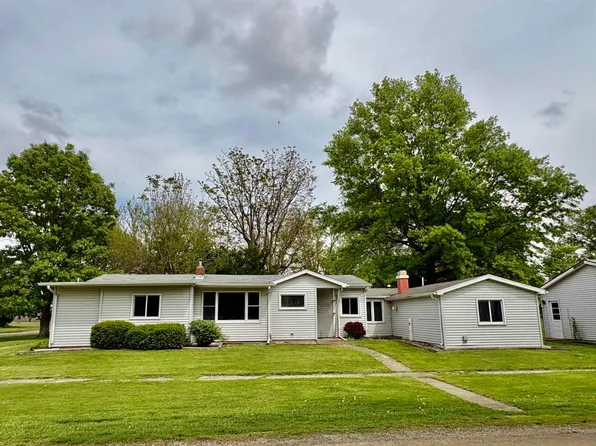 101 S Sheridan St, Lostant, IL 61334