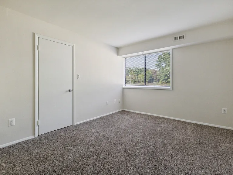 Briarwood Apartments — Photo 17