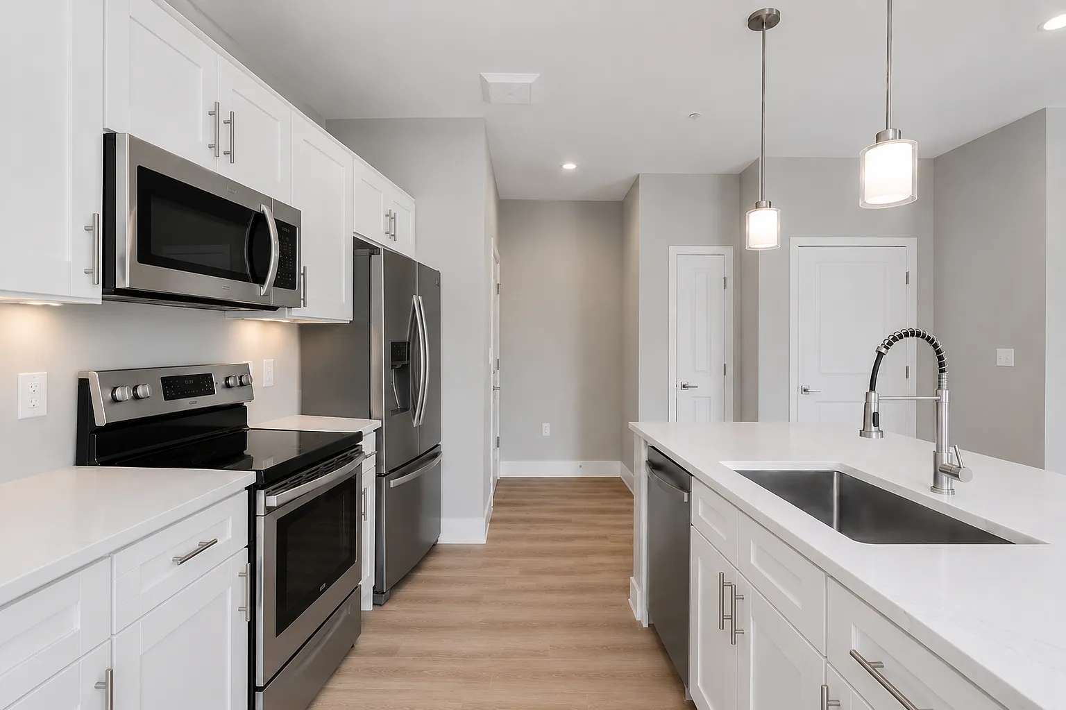 2 bed, 756 sqft, $3,650 — Photo 1
