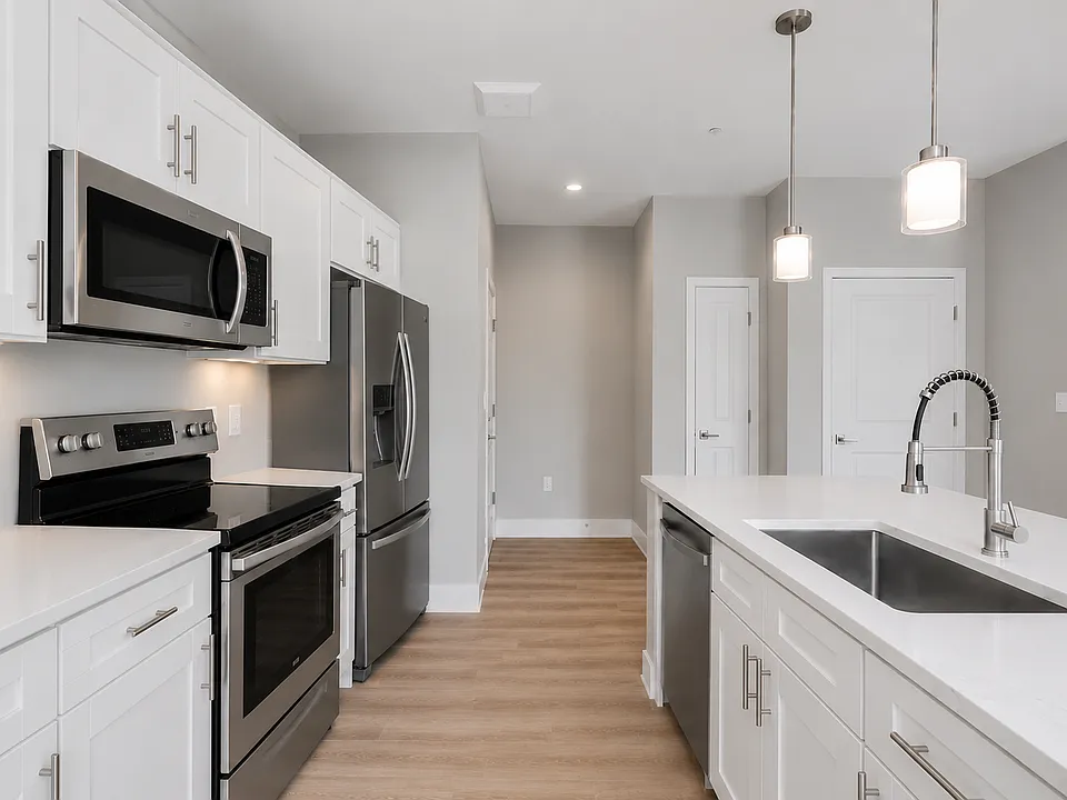 298 Main St #2H