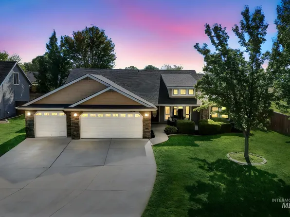 228 N Aspen Lakes Way, Star, ID 83669