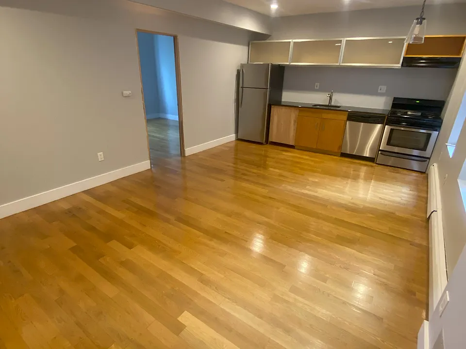 84 Waldo Ave #BD