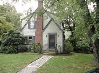 44 Hood Ave, Rumford, RI 02916