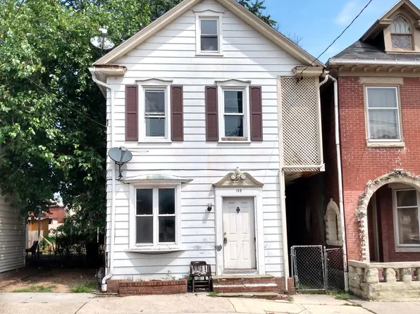 165 E Catherine St, Chambersburg, PA 17201