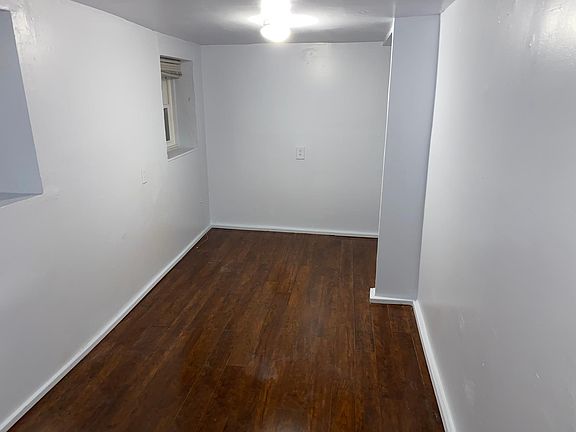 3rd image of 2018 W Birchwood Ave