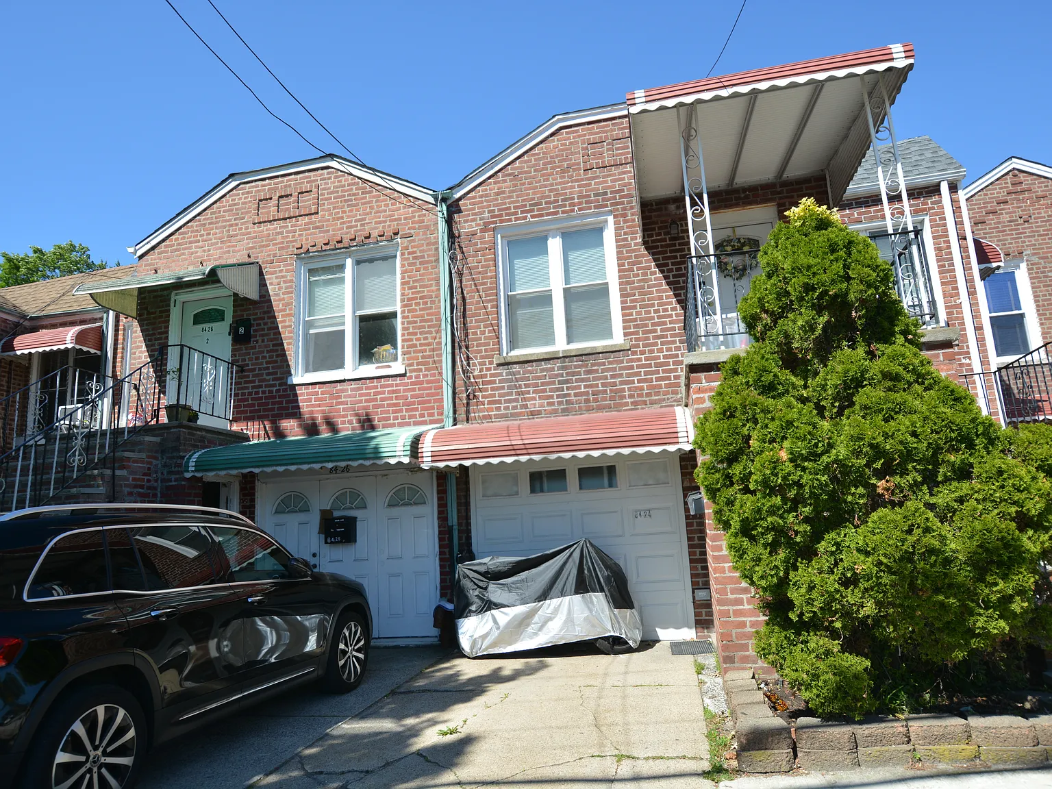 2 bed, 1012 sqft, $2,650 — Photo 2