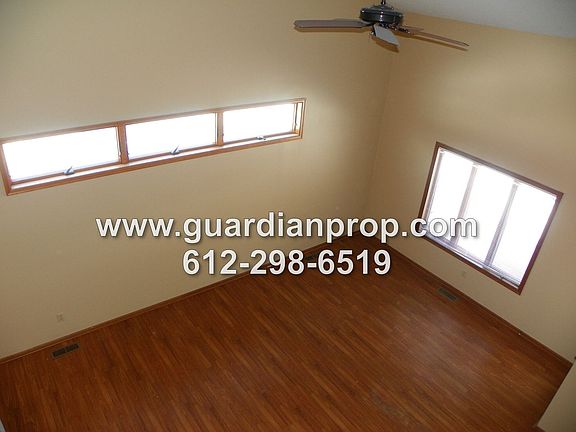 3rd image of 2355 Springside Dr E
