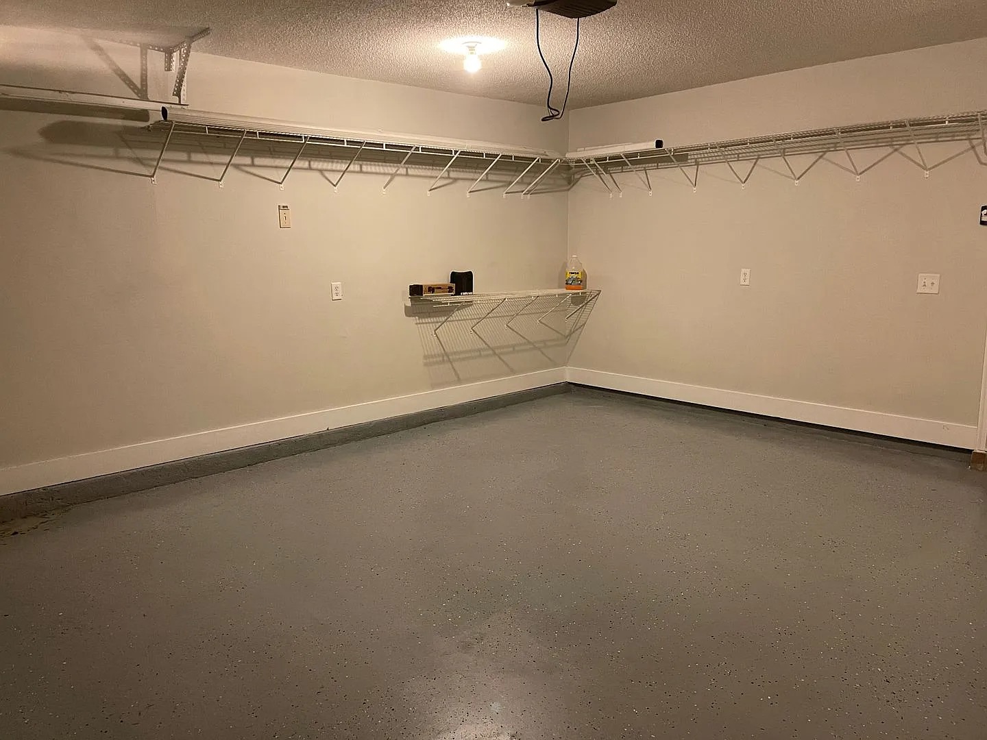 3 Bedroom, 2 Bath — Photo 3