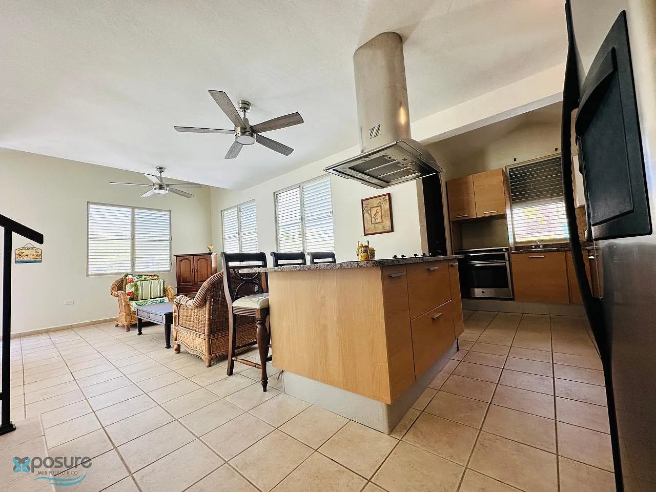 3 bed, 3.0 bath, 2000 sqft, $2,500 — Photo 4