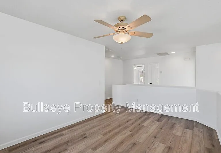 27513 N 63rd Dr — Photo 20