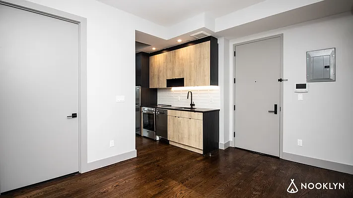 Rented by Nooklyn NYC LLC | media 19