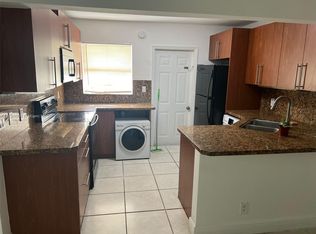 9203 NW 38th Dr APT 6, Pompano Beach, FL 33065