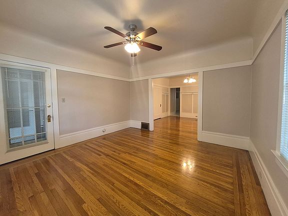 3rd image of 2221 & 2223 J St #2223-J