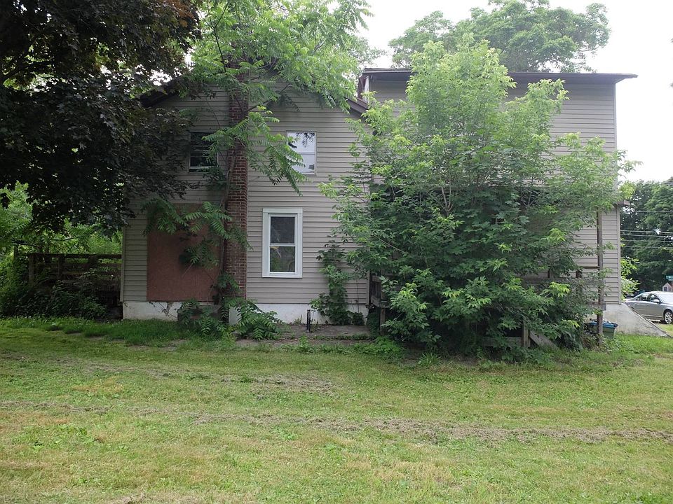 2nd image of 61 Mill St