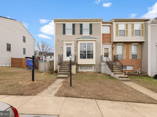 17367 Kildare Ln, Dumfries, VA 22026