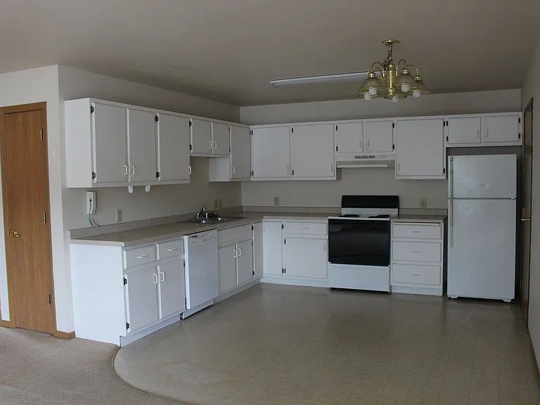 3425 Wilson Ave — Photo 12