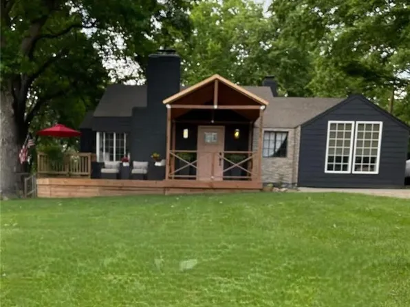 208 NW 83rd St, Kansas City, MO 64118