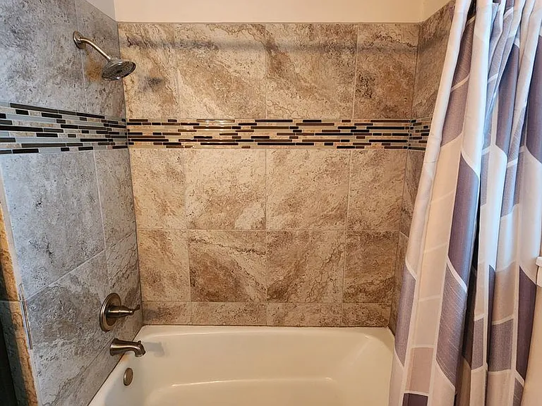 1795 Carlyle Dr — Photo 28