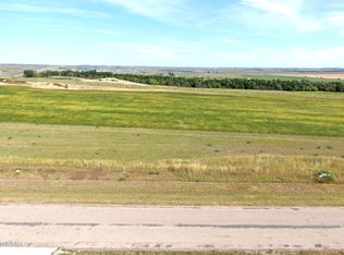 15004 Acadia Dr, Bismarck, ND 58503