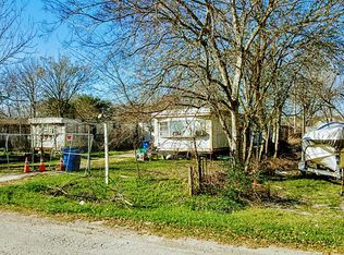 4903 E 39th St, Dickinson, TX 77539