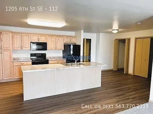 Rose Garden Living Apartments — Photo 3