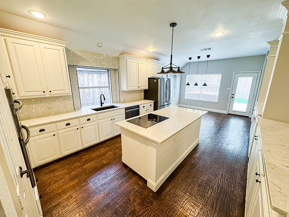 1 Miterton Ct