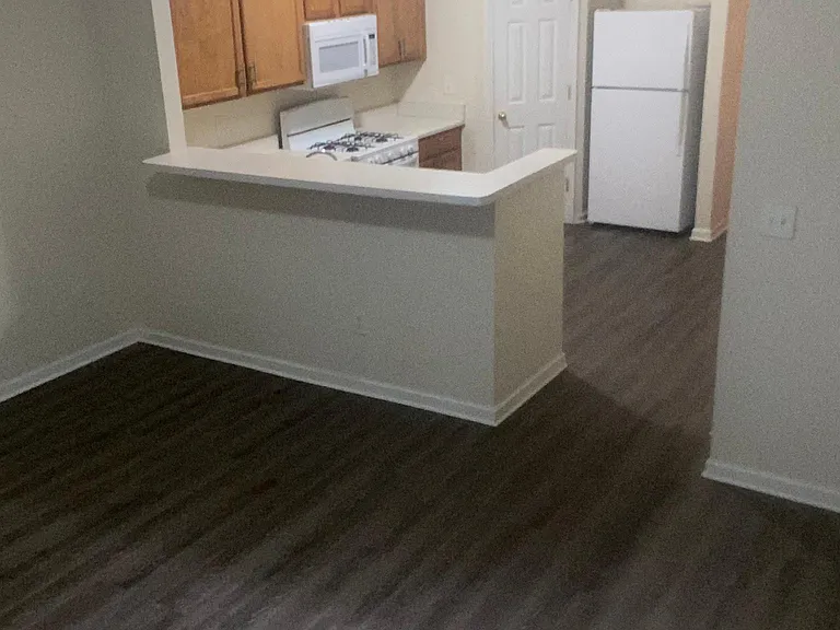 304 Paden Cove Trl — Photo 6