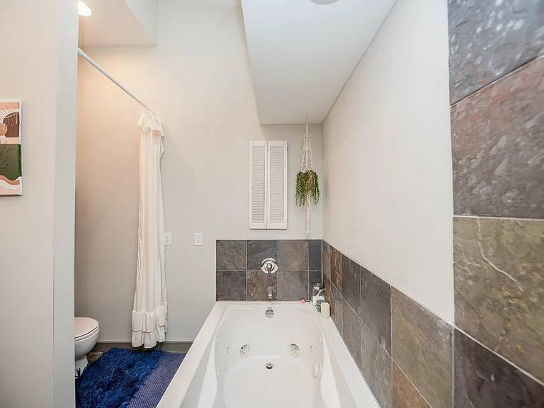 1535 Birdsall St #C — Photo 21