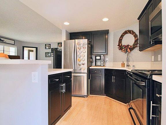 2nd image of 1270 Cleveland Ave #228