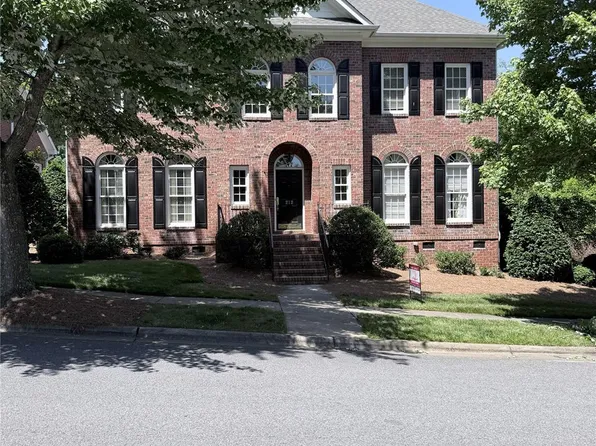 212 Hawthorne Park Ave, Belmont, NC 28012