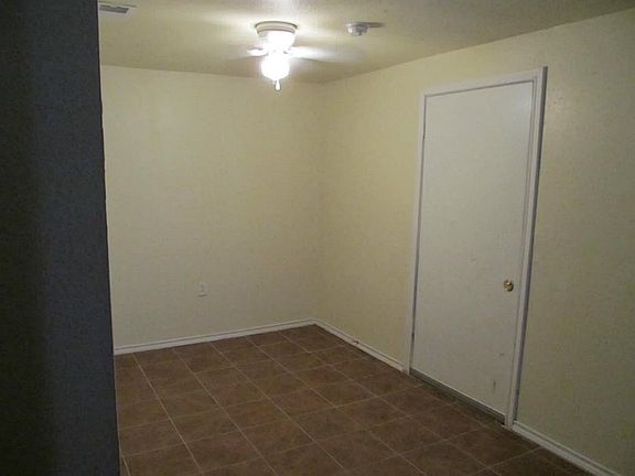 2nd image of 5415 Ennis St